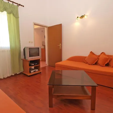 Apartment Fuer 4 Personen Ca 45 Qm In Valbandon, Istrien Istrische Riviera