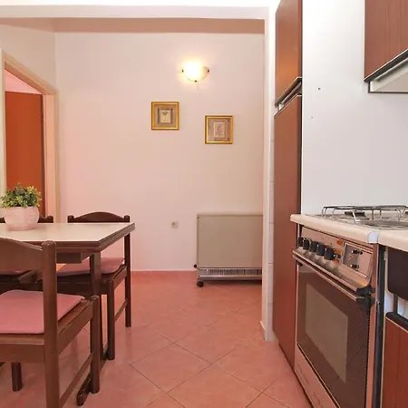 Fuer 4 Personen Ca 45 Qm In Valbandon, Istrien Istrische Riviera Apartment Valbandon